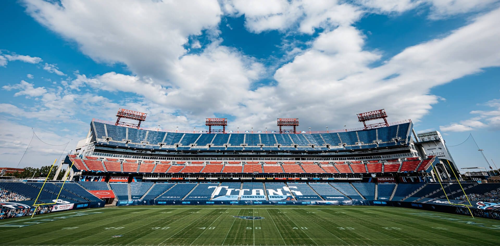 Tennessee Titans - Nissan Stadium