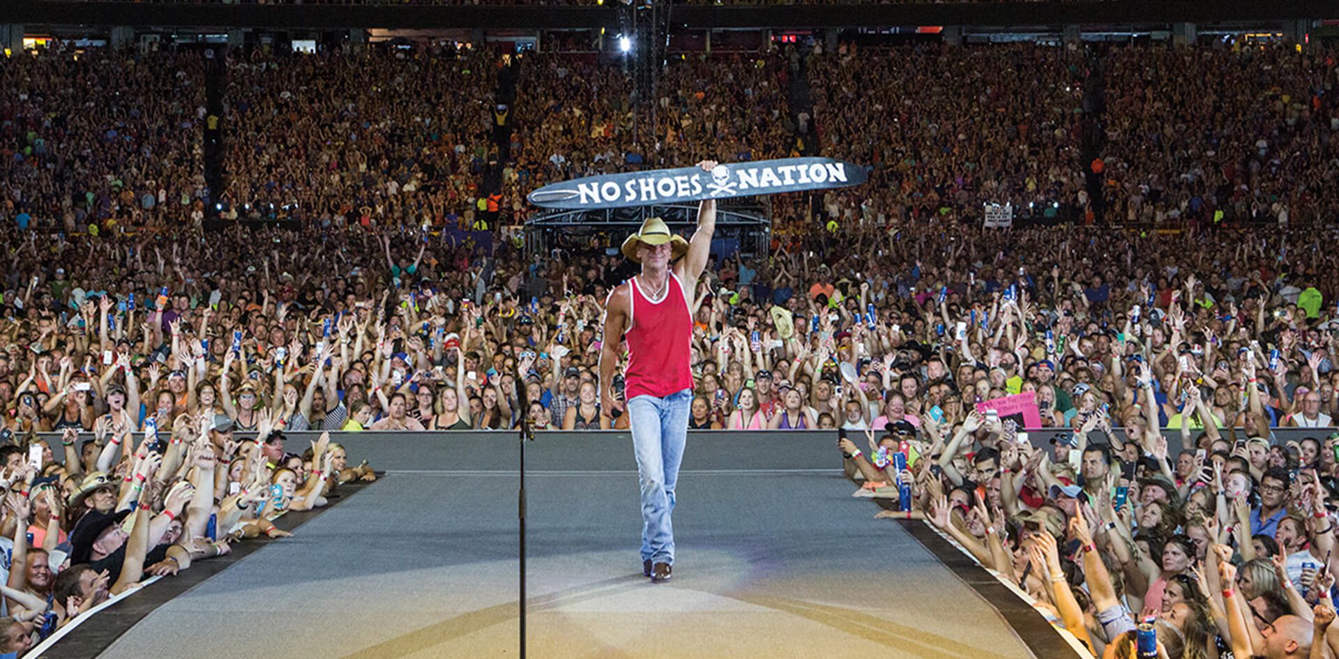 Kenny Chesney Gears Up For Here And Now 2022 Stadium Tour Set May 28 At Nissan